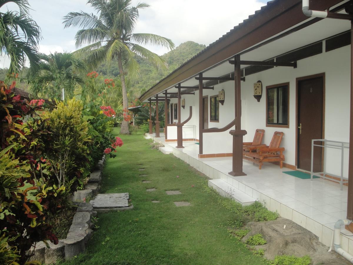 Yoyo'S Hotel Sekongkang Luaran gambar
