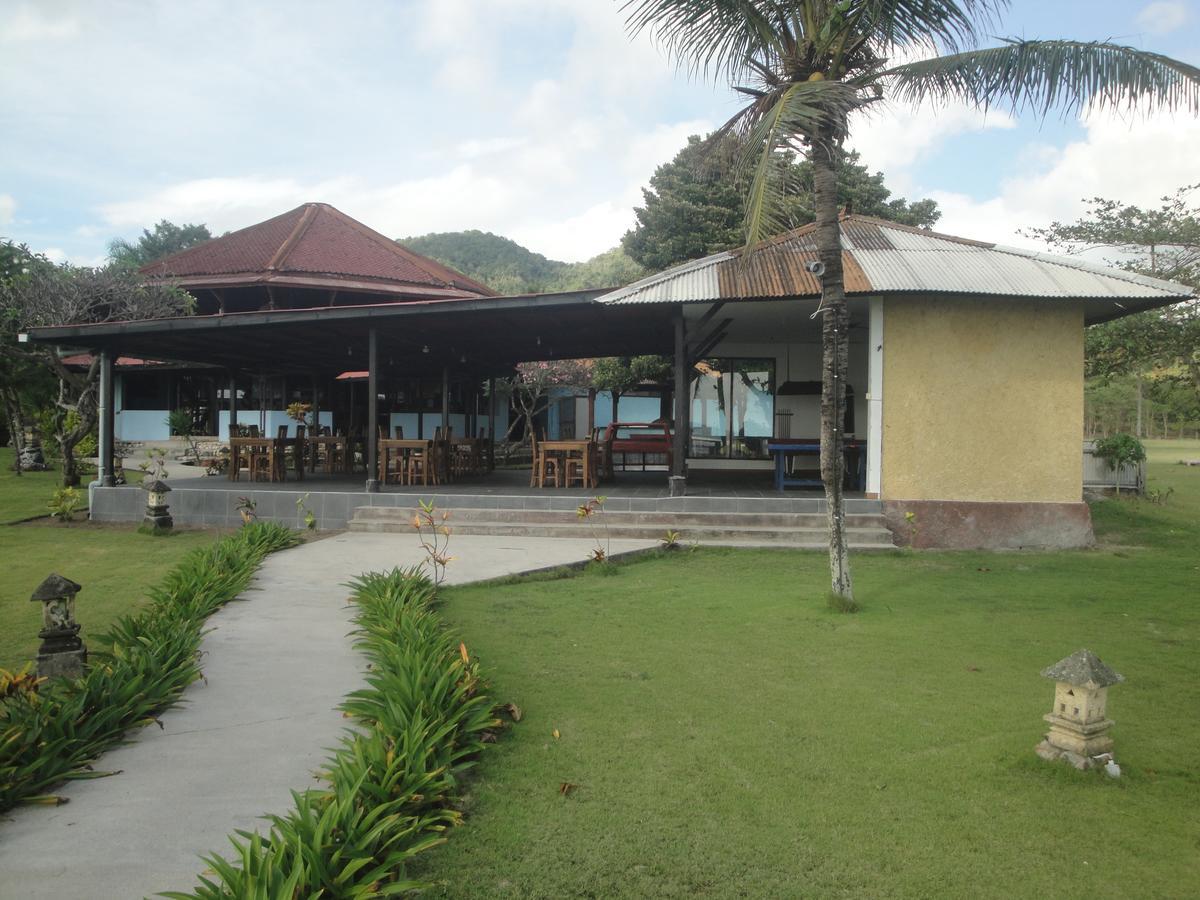 Yoyo'S Hotel Sekongkang Luaran gambar